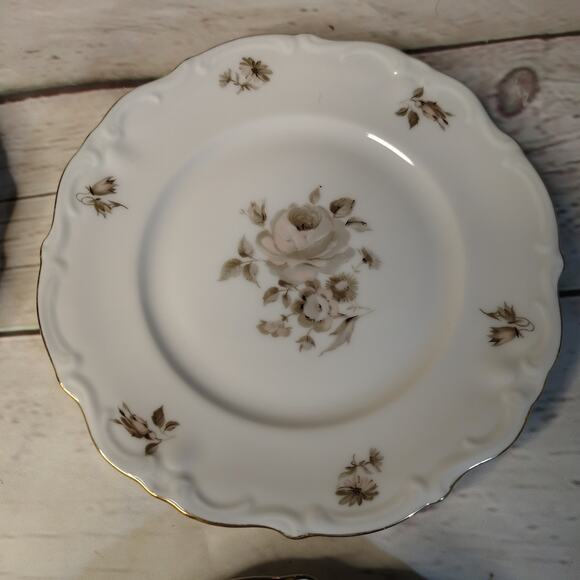 Winterling China 4 Dawn Rose Pattern 6" Bread and Butter Plates Gold Trim - Picture 1 of 7